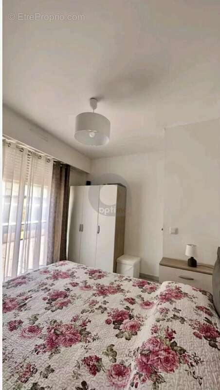 Appartement à ROQUEBRUNE-CAP-MARTIN