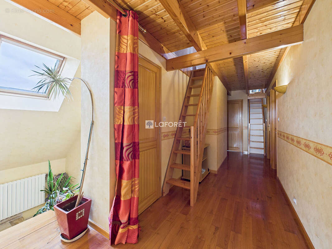 Maison à POULDREUZIC