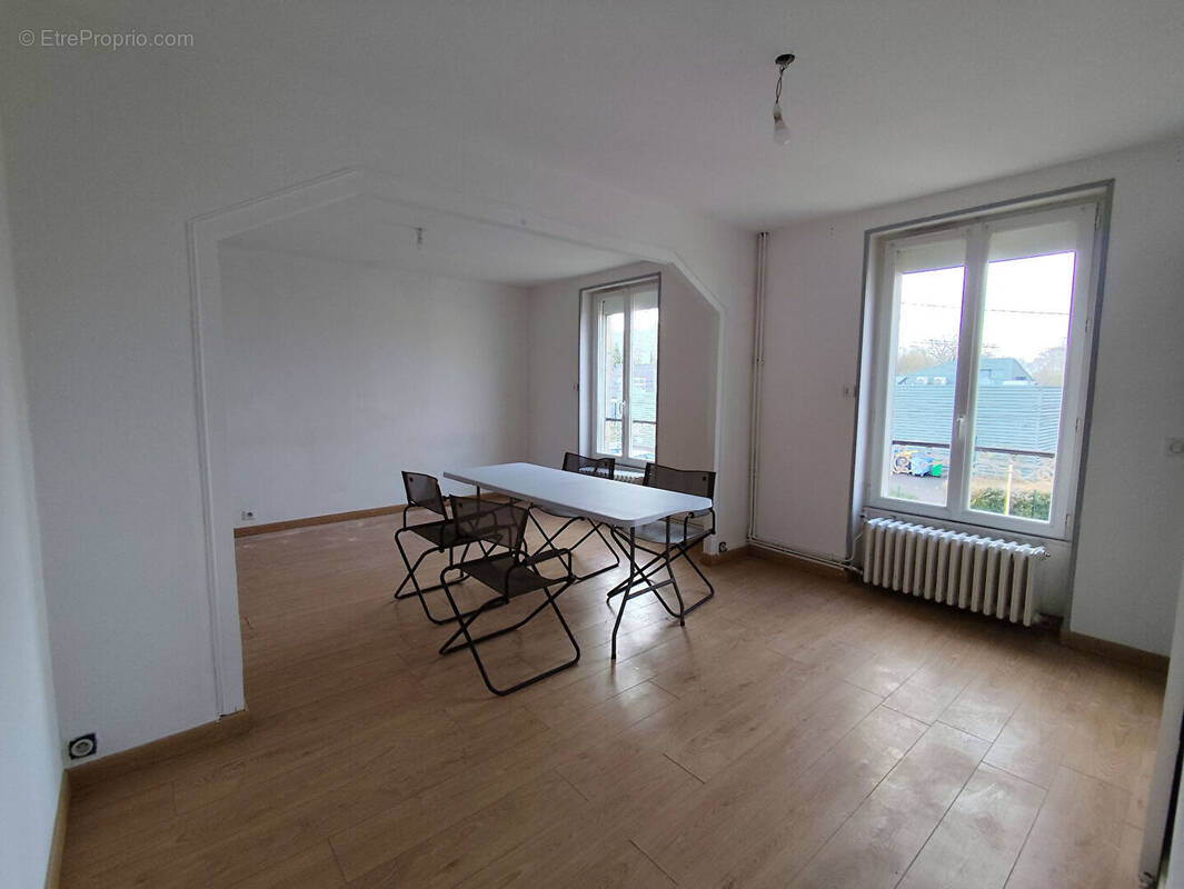 Appartement à PERSAN