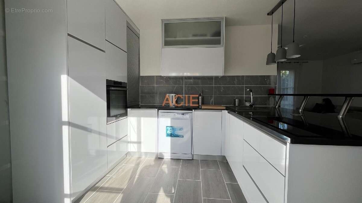 Maison à EPIAIS-LES-LOUVRES