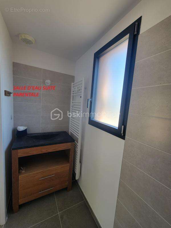 Maison à VILLENEUVE-LES-AVIGNON