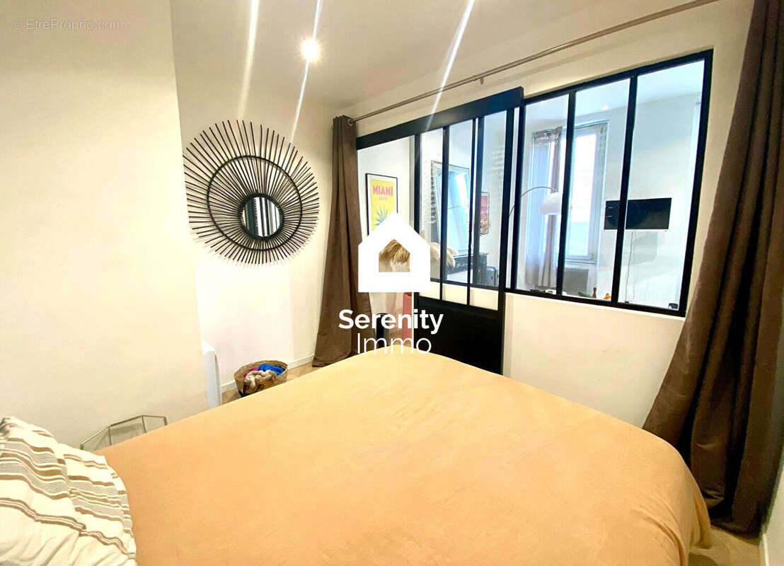 Appartement à MARSEILLE-6E