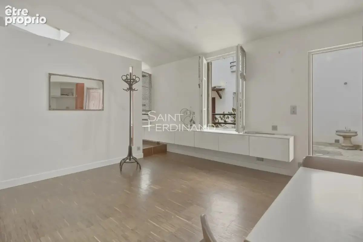 EXCLUSIVITE. Paris 17ème Batignolles. Truffaut. Idéal premier achat ou investissement locatif. 2 pièces 1 chambre. - photo 4