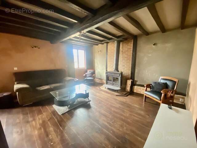 Maison à SAINT-GERMER-DE-FLY