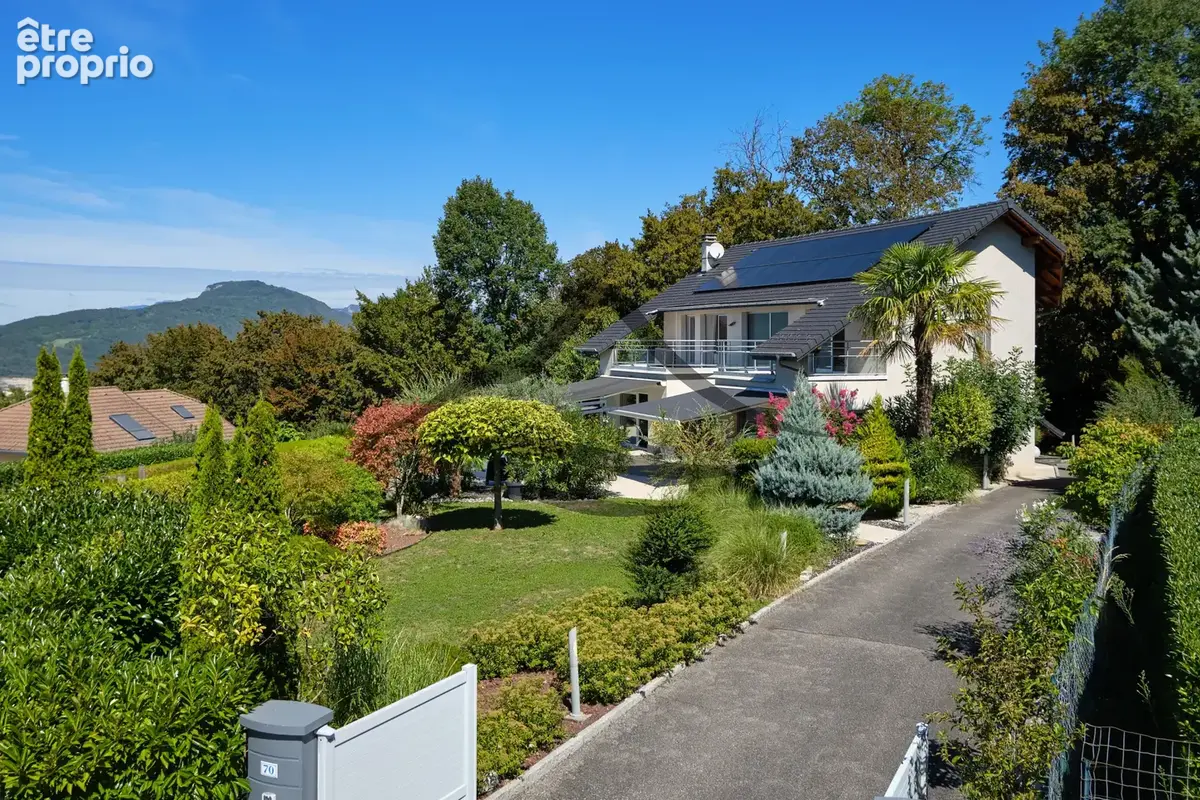 En Nouveauté Villa contemporaine d'exception - Vue lac panoramique, piscine à débordement - Pugny-Chatenod - photo 2