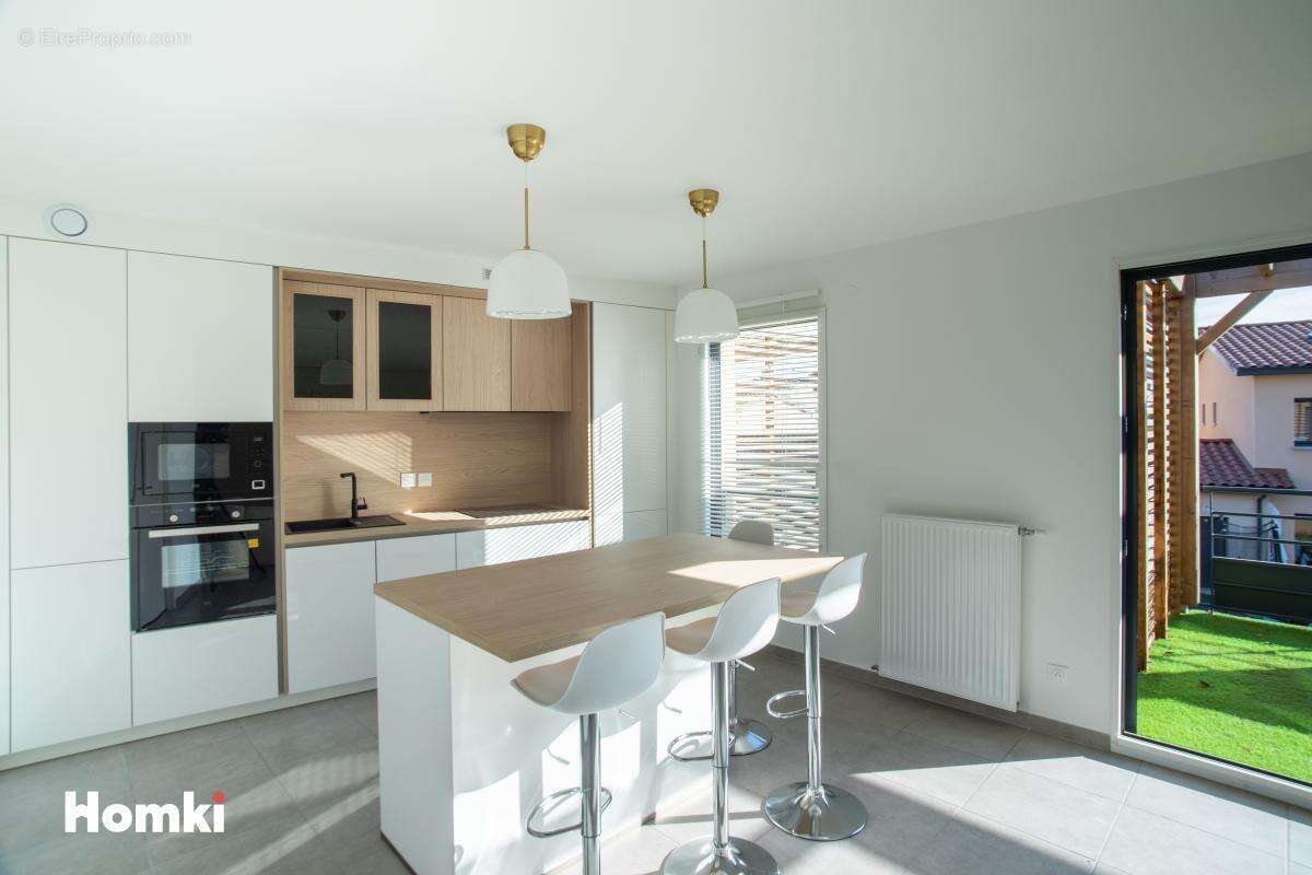 Appartement T3 – 75 m² – Dernier étage – Terrasse – Parking – Chaponost - photo 5
