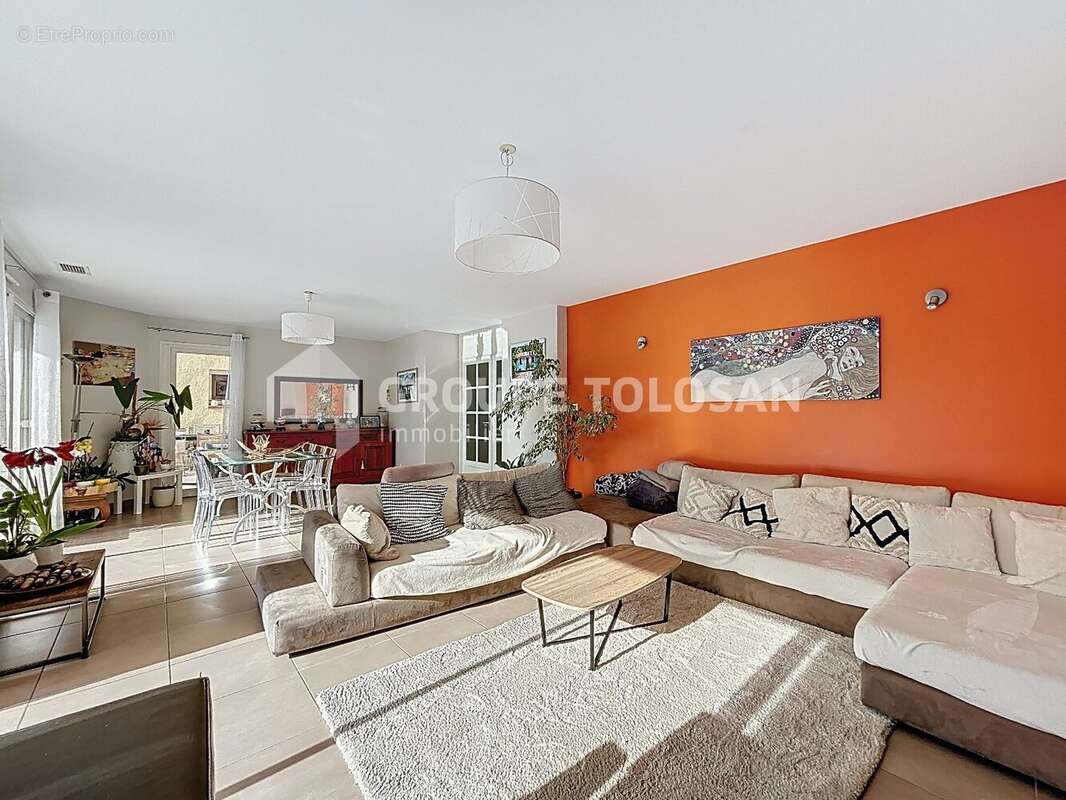 Maison à SAINT-ORENS-DE-GAMEVILLE