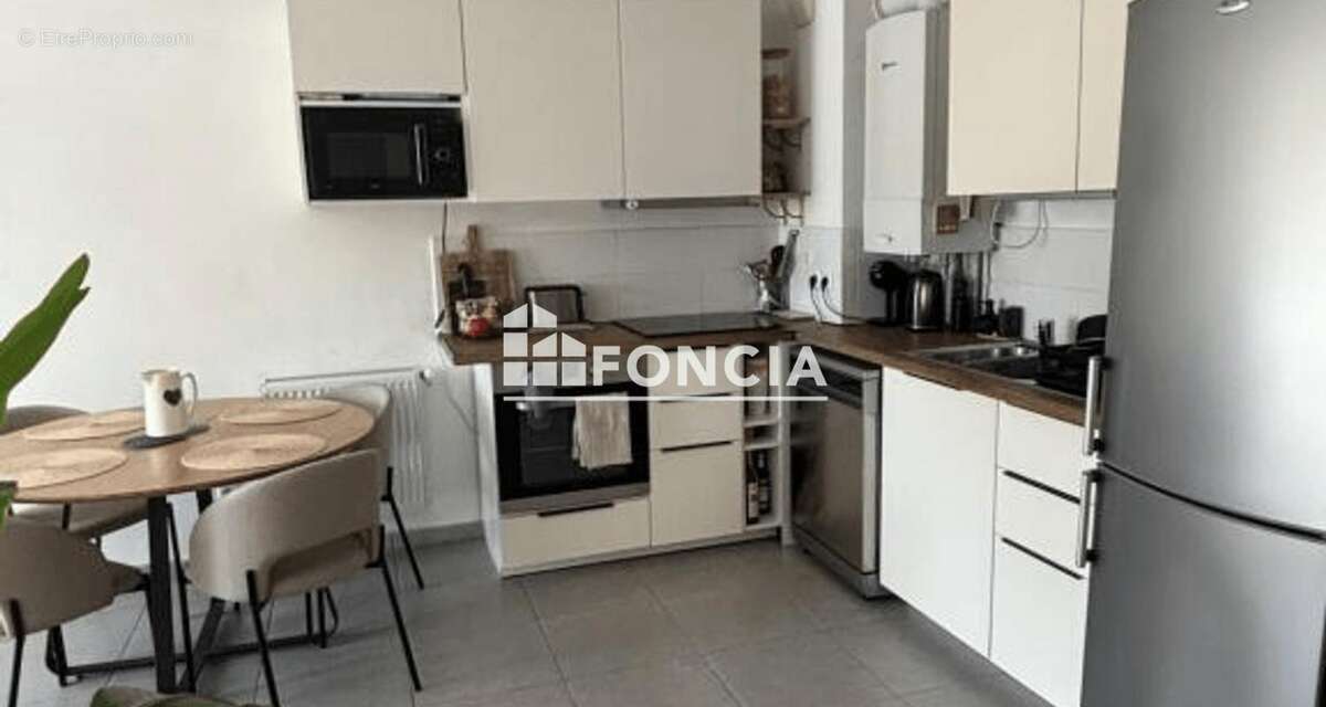 Appartement à SALON-DE-PROVENCE