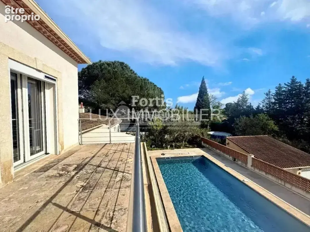 Beaucaire / villa contemporaine de 250m² - - photo 8