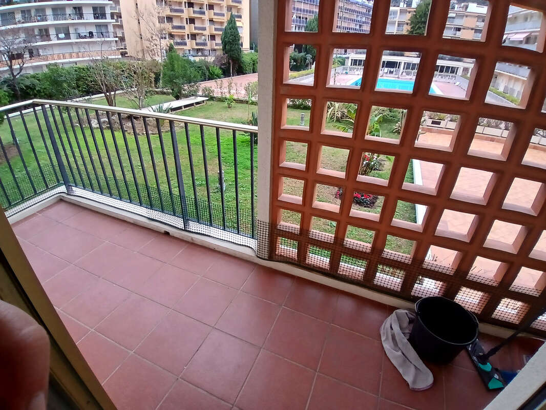 Appartement à ROQUEBRUNE-CAP-MARTIN
