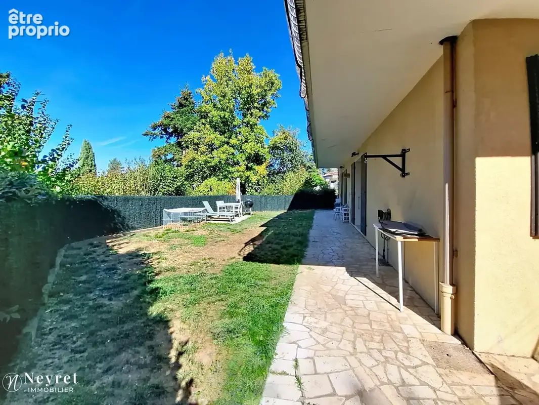 Coup de cœur assuré sur ce   T4 en Rez-de-jardin de 95,27 m2 avec cagibi et 180 m2 d'extérieur - photo 20