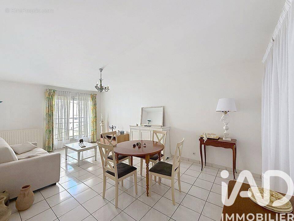 Photo 1 - Appartement à SENS