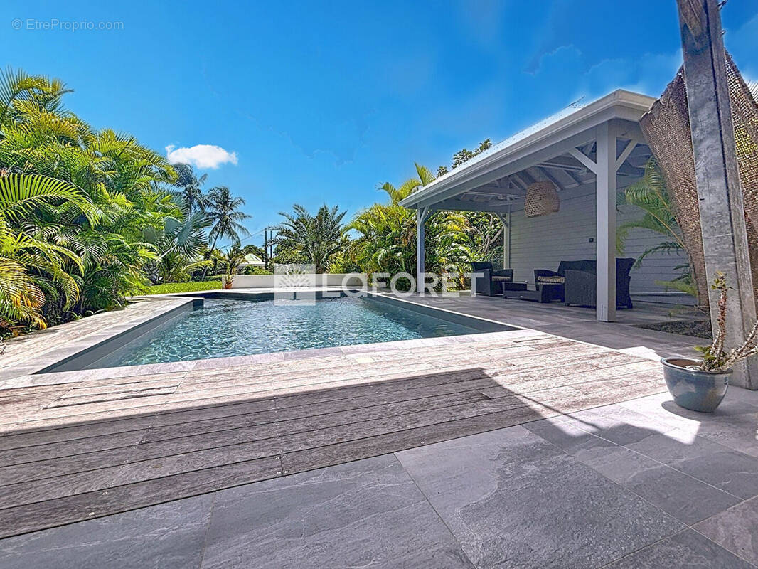 Maison à SAINTE-ANNE