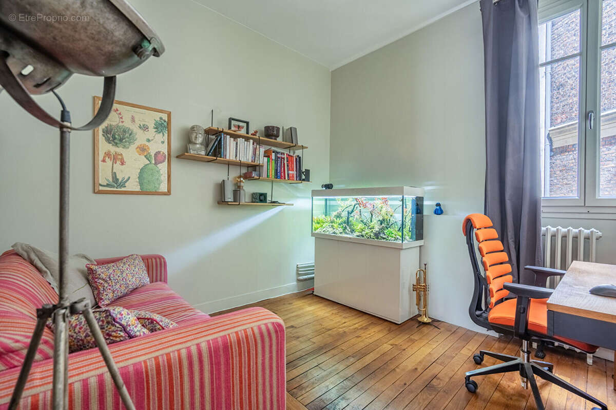 Appartement à PARIS-11E