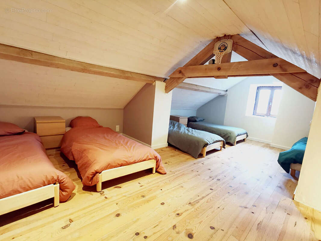 Maison  8 pièce(s) 160 m2 - photo 8