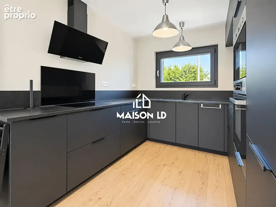 Maison 5 pièces - 125 m² - Plage à 50 mètres avec accès privé -  Jullouville - photo 3