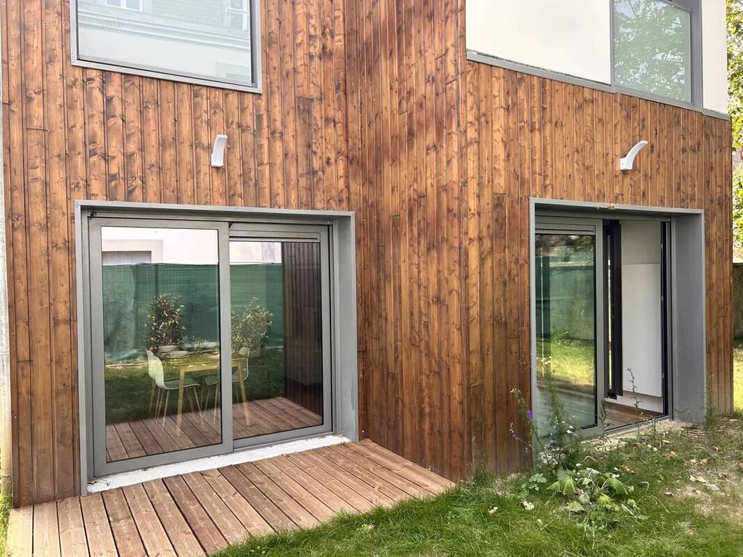 Maison à ASNIERES-SUR-SEINE