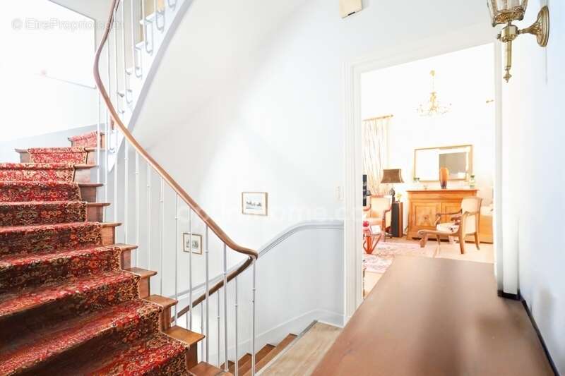 Maison à MAGNAC-LAVAL