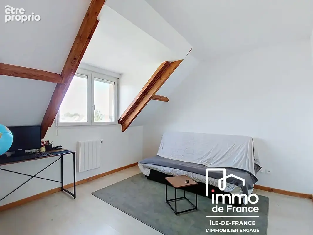 Maison 7 pièces 150m² à vendre - BAILLEAU LE PIN - photo 9