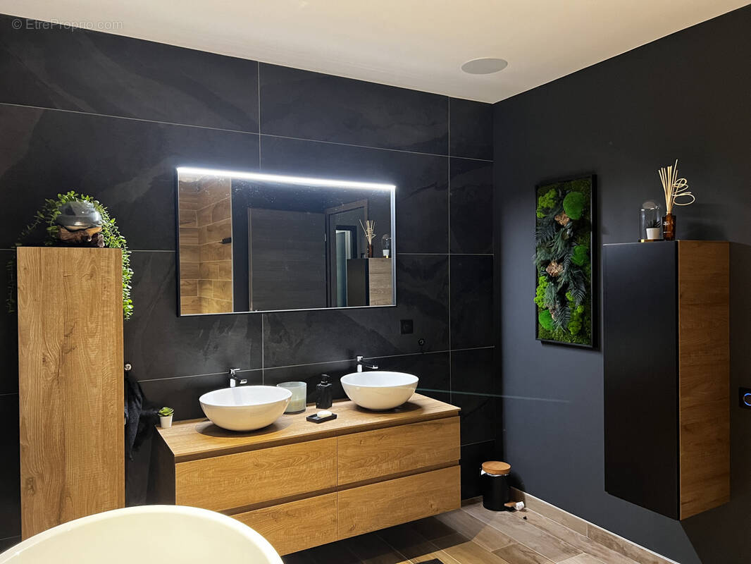Maison plain-pied - 100 m2- 3 chambres - xermamenil - photo 7