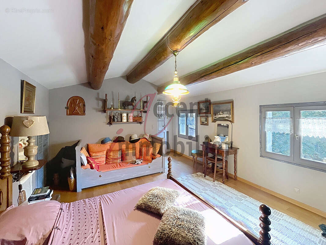 Maison à EYGALIERES