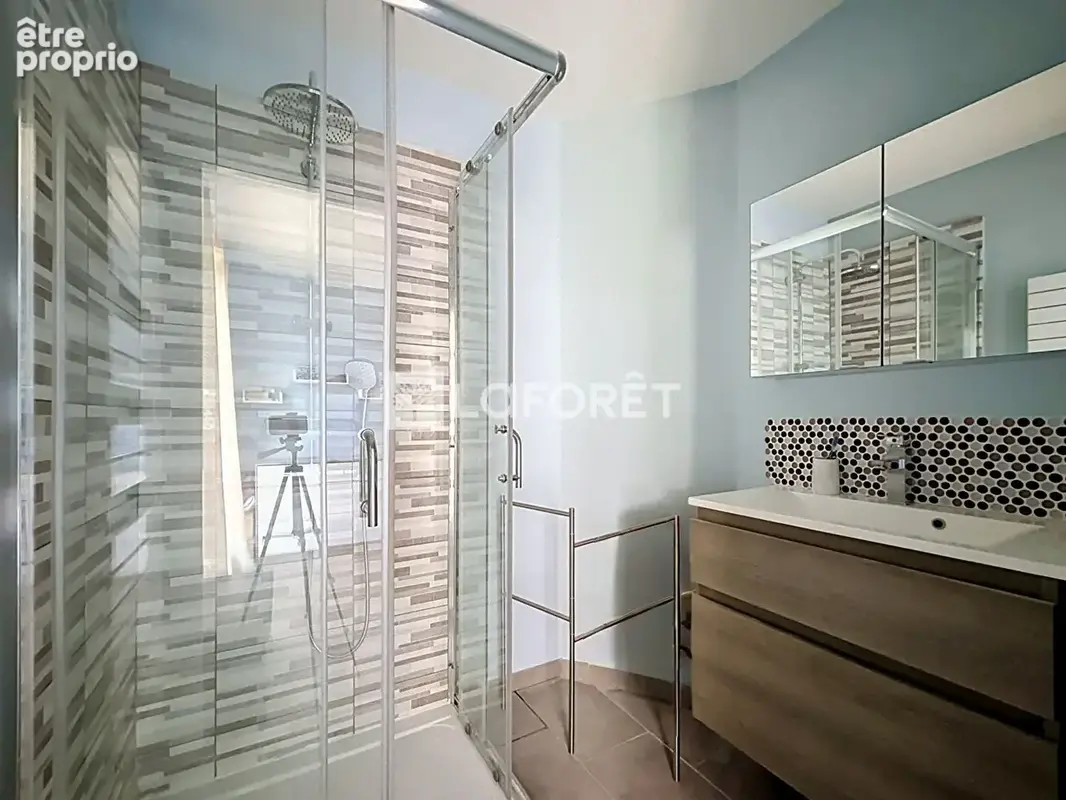 Villa de plain pied à vendre AU COEUR Villars Les Dombes 6 pièce(s) 131 m2 - photo 8