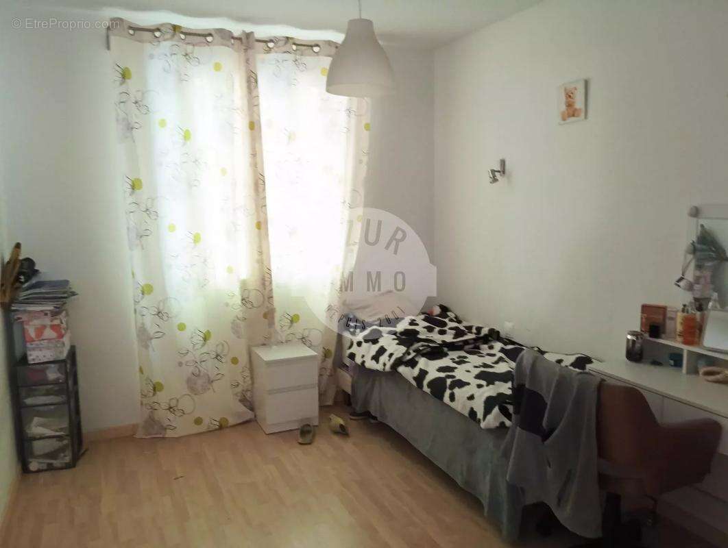 Maison à SAINT-ZACHARIE