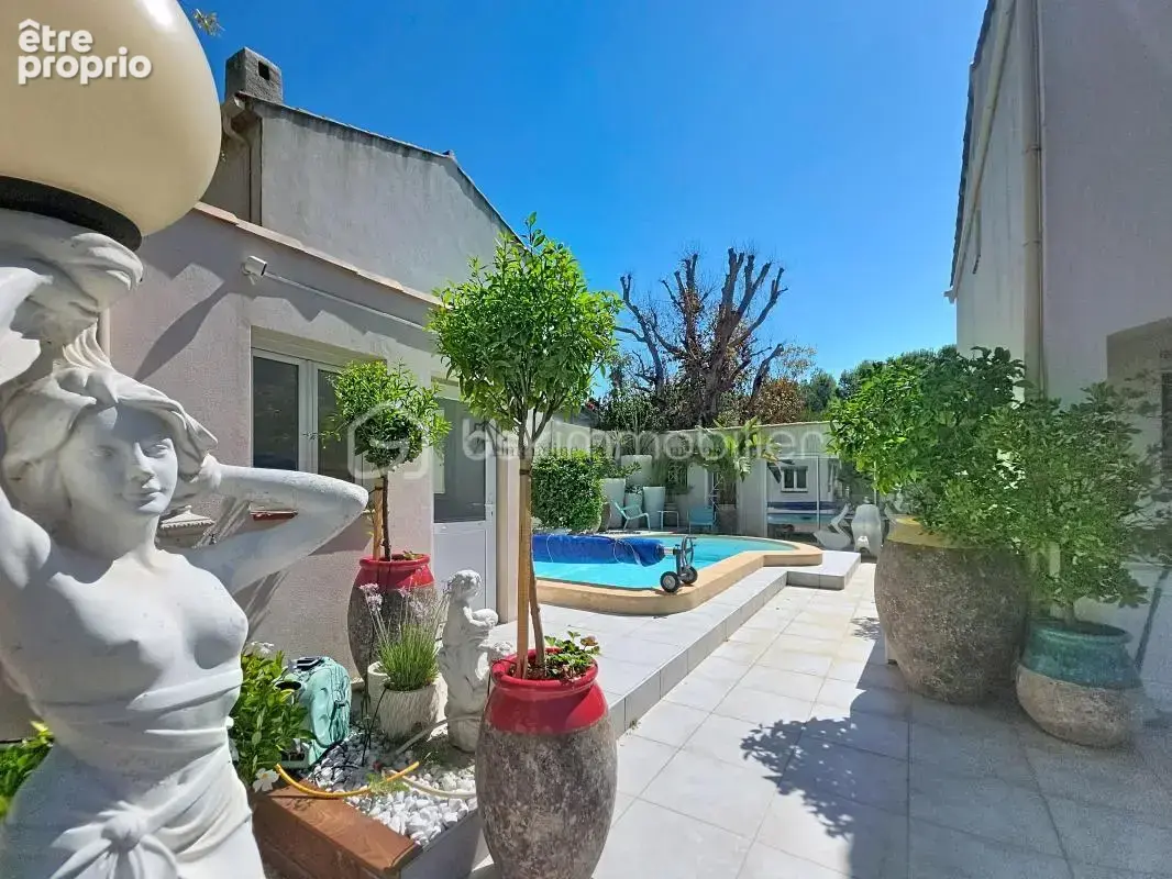 Maison de caractère dans un quartier prisé - photo 14