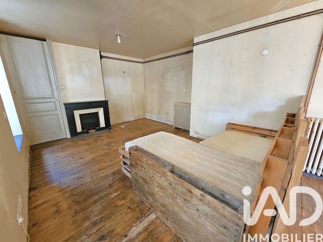 Appartement 300 m² à Lalouvesc  - photo 3