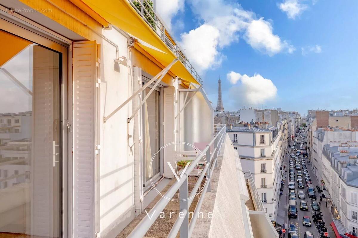 Appartement à PARIS-16E