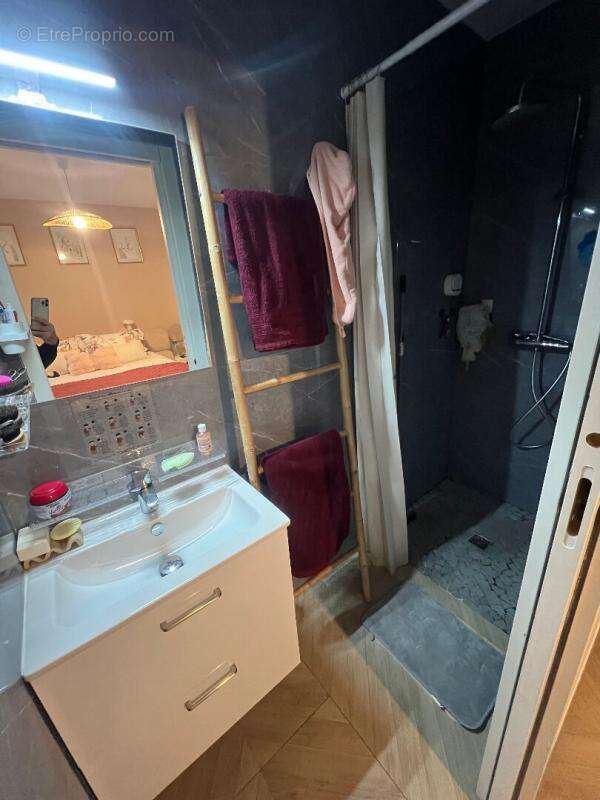 Maison à GUILHERAND-GRANGES