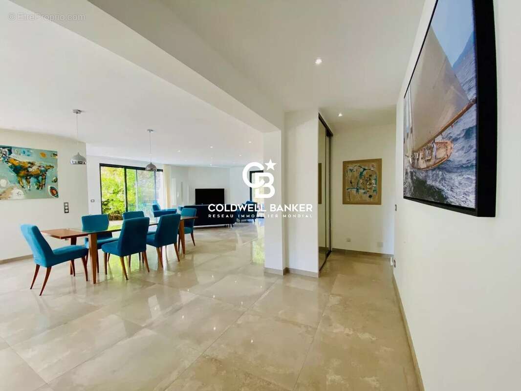 Maison à CAVALAIRE-SUR-MER