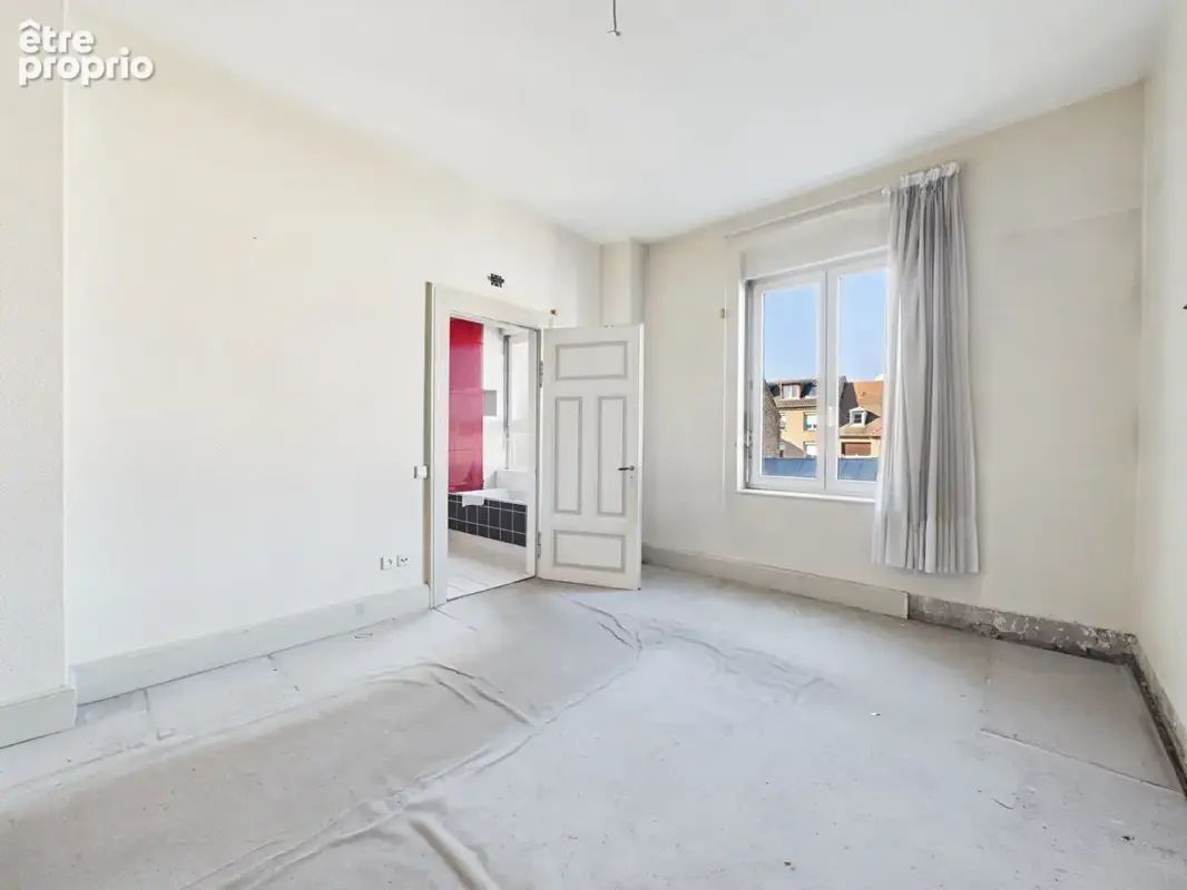 CONTADES - Appartement F7 de 205 m² à vendre - photo 11