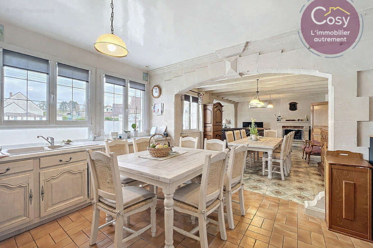 Maison à VIC-SUR-AISNE