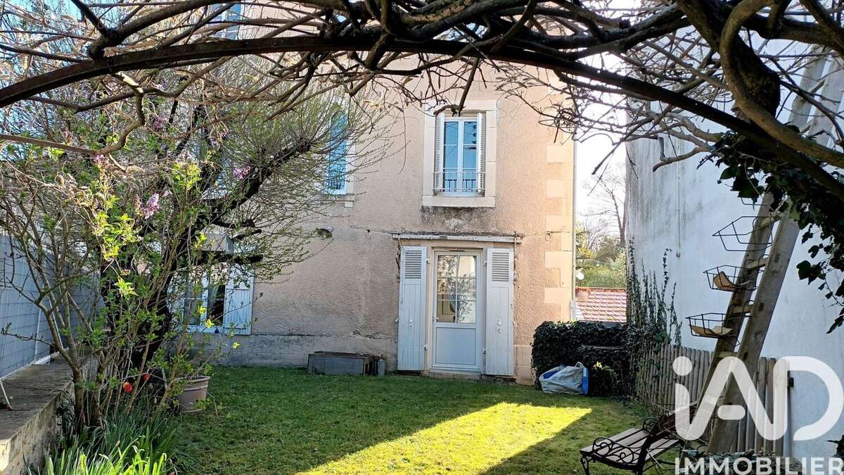 Photo 2 - Maison à CHAUVIGNY