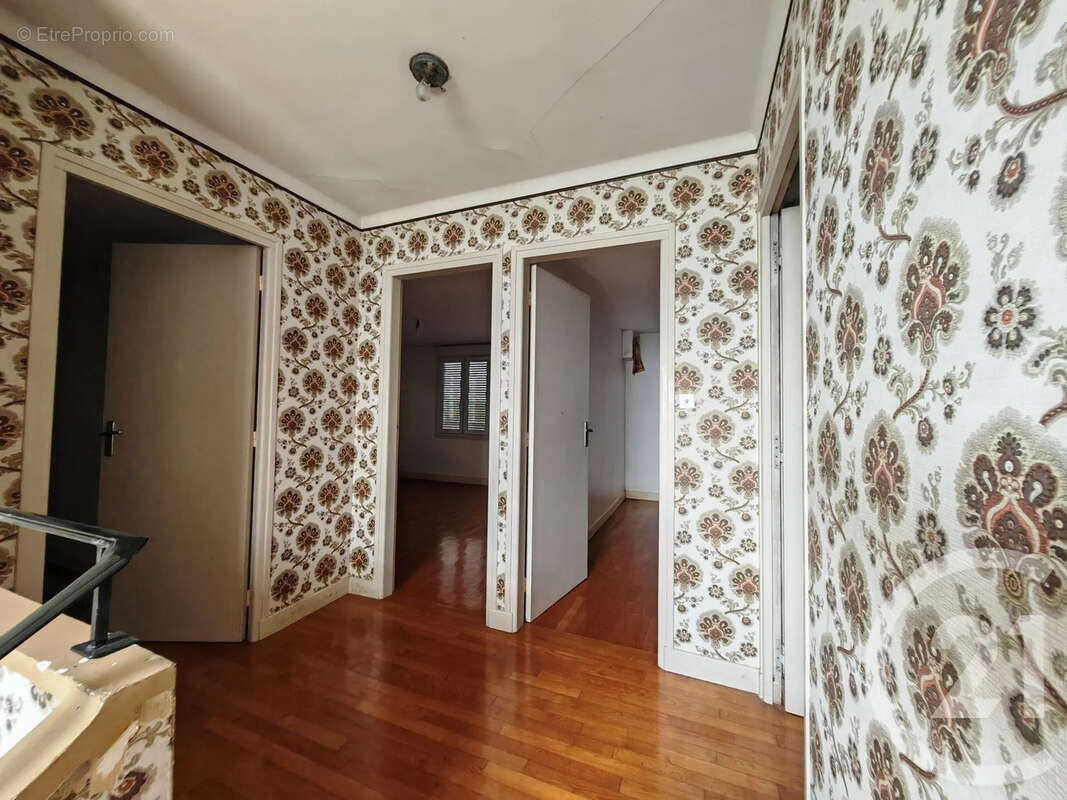 Maison 133 m² à Villeseneux  - photo 3