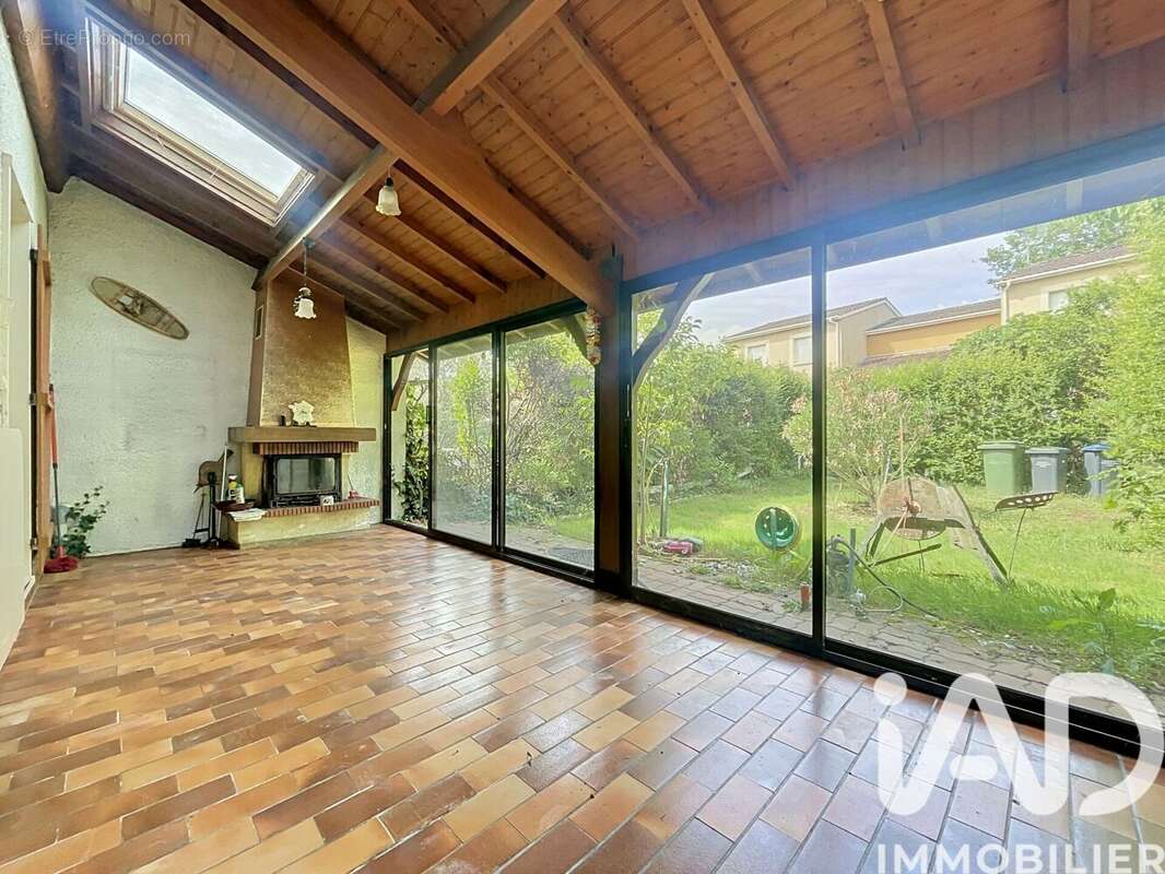 Maison 107 m² à Boe  - photo 3