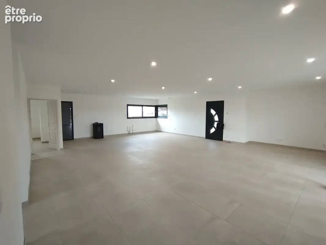 Sortie bellerive, a quelques minutes a pied des commerces, maison de type 4 - photo 5