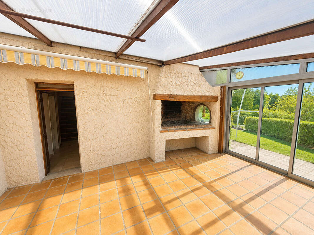 Maison à CORZE