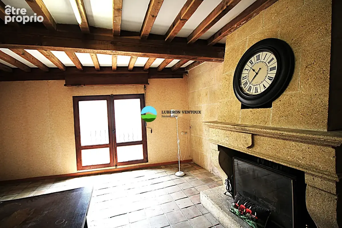 Maison de ville Carpentras 127 m2, petite cour , grand garage possibilité deux habitations - photo 4