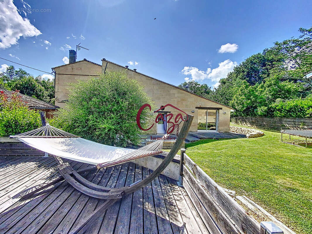 Maison à CAMBLANES-ET-MEYNAC