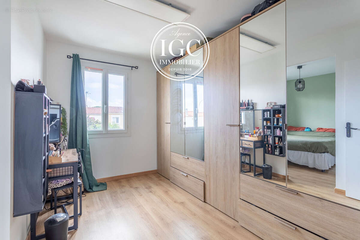 Maison à CHATEAUNEUF-LES-MARTIGUES