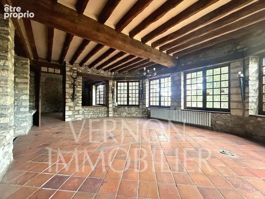 Maison 10 pièces 270 m² à vendre à Vernon (27200) - photo 4
