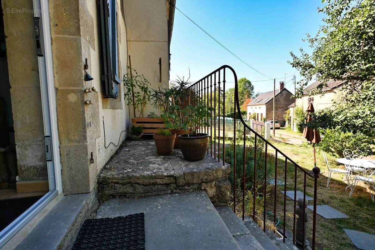 Vente à Saint-Franchy (Nièvre): Maison de village idyllique - photo 28