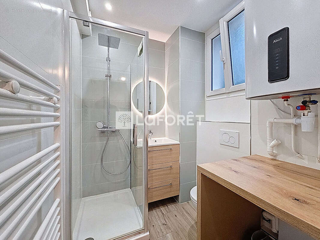 Appartement à LINAS