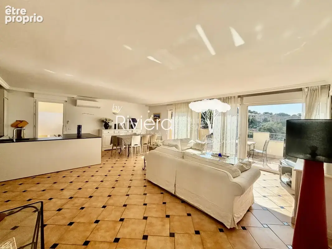 TOP FLOOR - 4 Chambres - 2 Terrasses - Résidence avec Pisci - photo 7