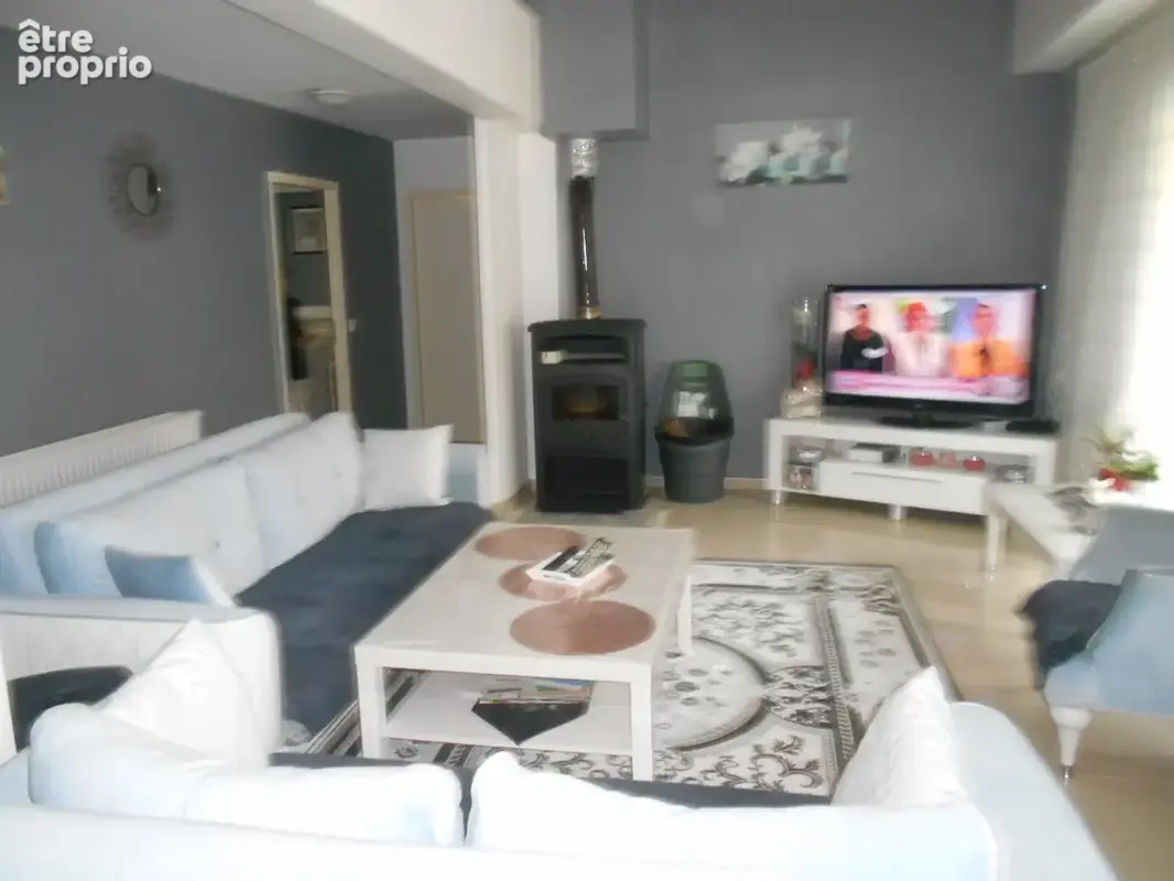 Maison Vierzon Nord - T8 - photo 4