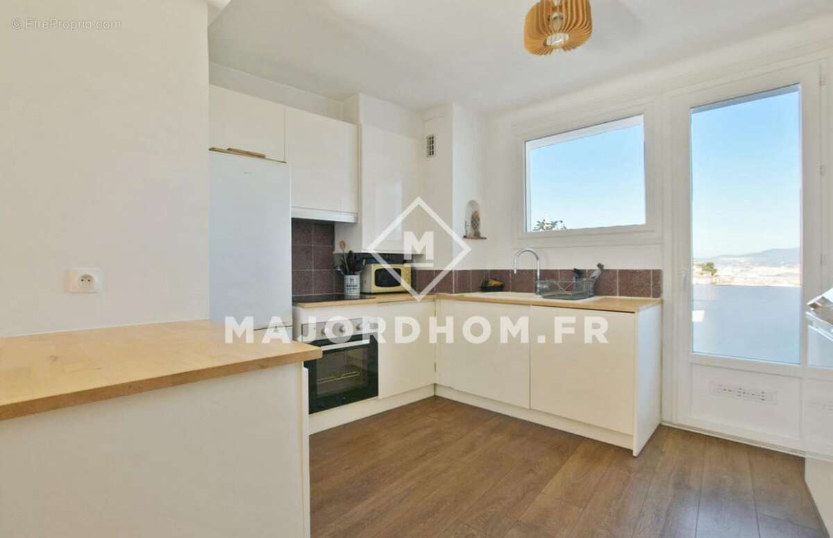 Appartement à MARSEILLE-7E