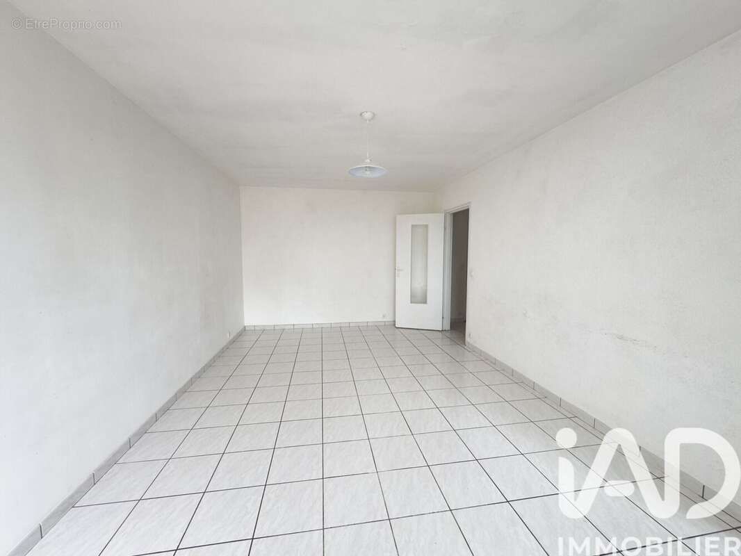 Photo 2 - Appartement à DAMMARIE-LES-LYS