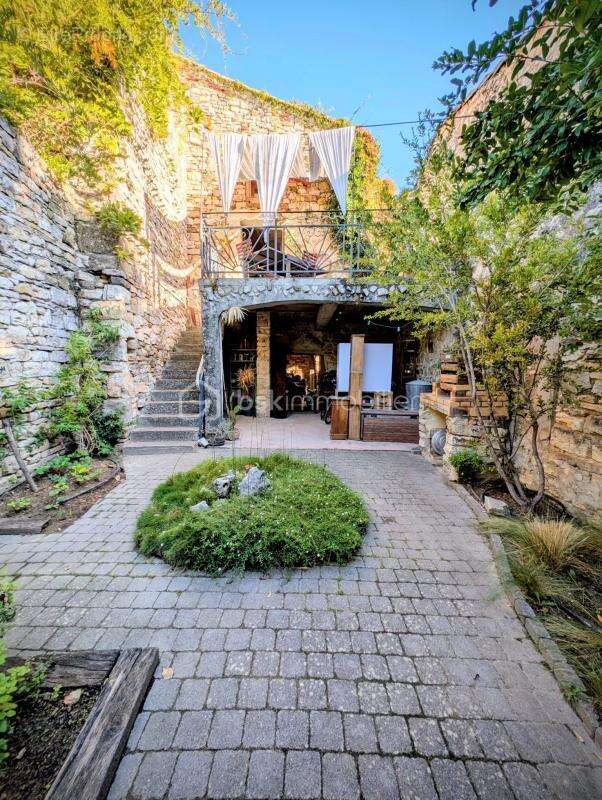 Maison à AUBUSSARGUES